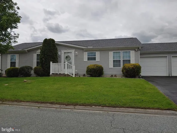 703 McGinnis Dr #703, Dover, DE 19901
