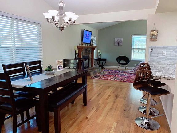 4th image of 191 Bender Cir