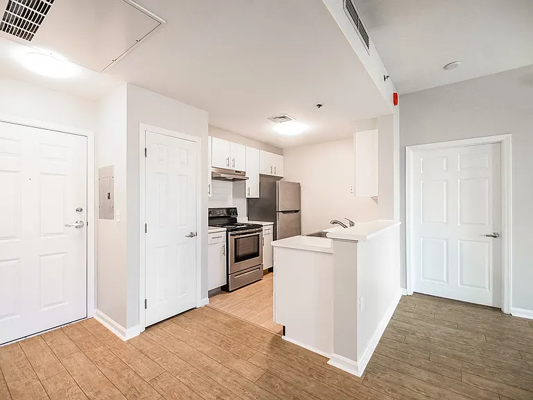 Ninth Square Apartments — Photo 5