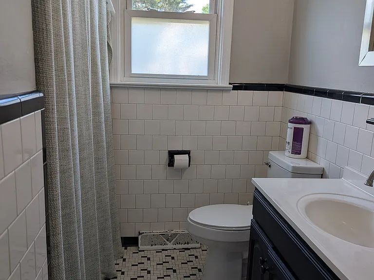 1715 Wakefield Ave — Photo 21