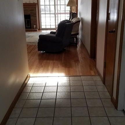 5th image of 125 Duck Hollow Cir