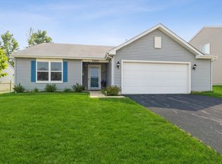 39875 Waterloo Dr, Beach Park, IL 60083