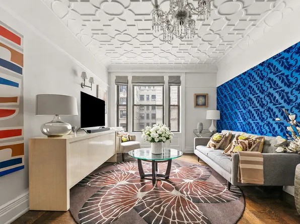 200 West 54th Street image 1 of 7