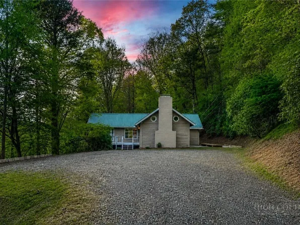 217 Holiday Hills Drive, Boone, NC 28607