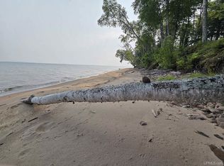 11728 Vonzellen Dr, Skanee, MI 49962