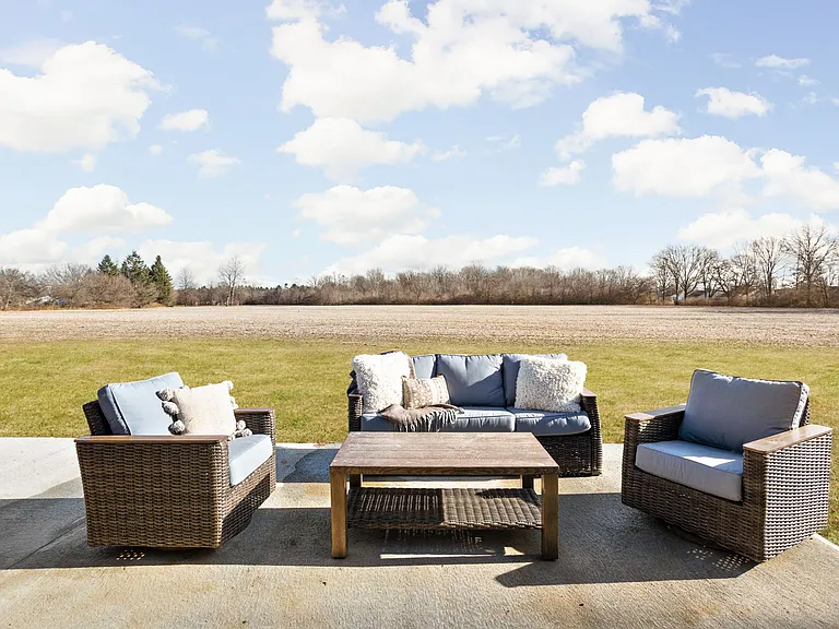 7130 Pin Oak Dr — Photo 8