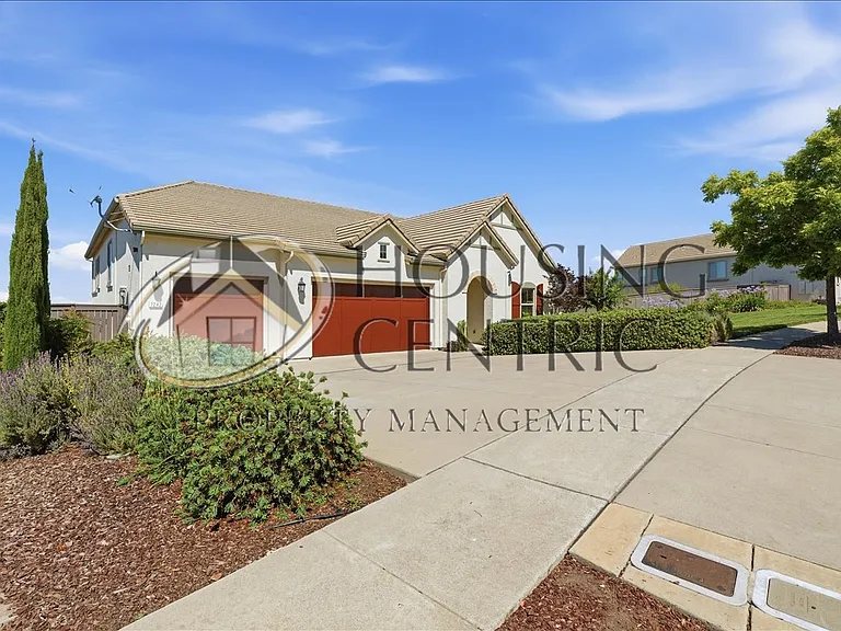 7242 Breaker Point Way — Photo 5