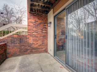 305 N Lincoln Ave #2Q5K7PHK9, Urbana, IL 61801