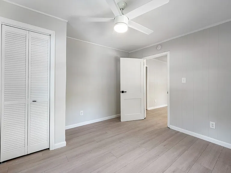 4673 Hassell Ave — Photo 7