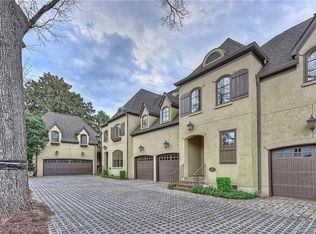 2611 Chelsea Dr #B, Charlotte, NC 28209