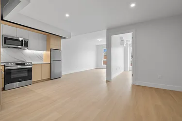 77-63 Vleigh Place, #311