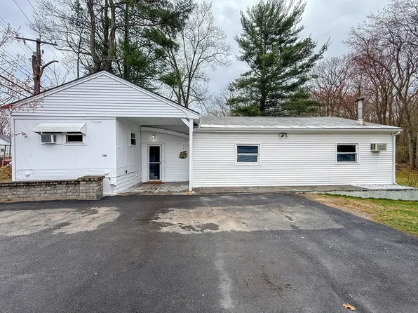 126 Beach Rd, Salisbury, MA 01952