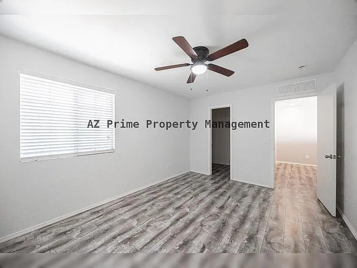 2913 W Fremont Rd — Photo 33