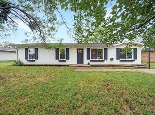 1910 SE 13th St, Mineral Wells, TX 76067