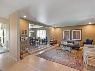 295 Baltusrol Way, Springfield, NJ 07081