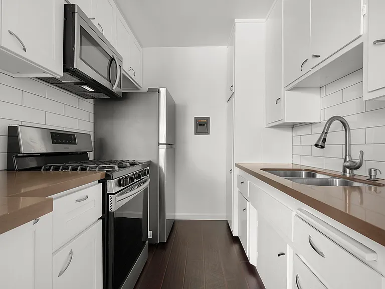 1645 Federal Ave #3 — Photo 4