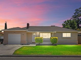1129 Maple Dr, Oakdale, CA 95361