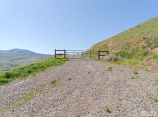 519 Diede Hills Lane, Wenatchee, WA 98801