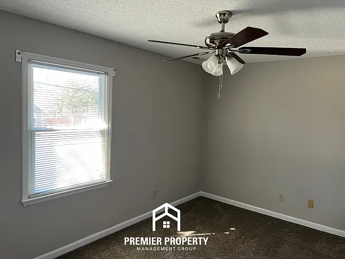 112 Eva Ct — Photo 7