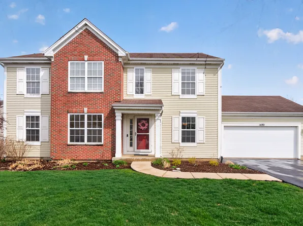 1480 Farmstead Ln, Dekalb, IL 60115