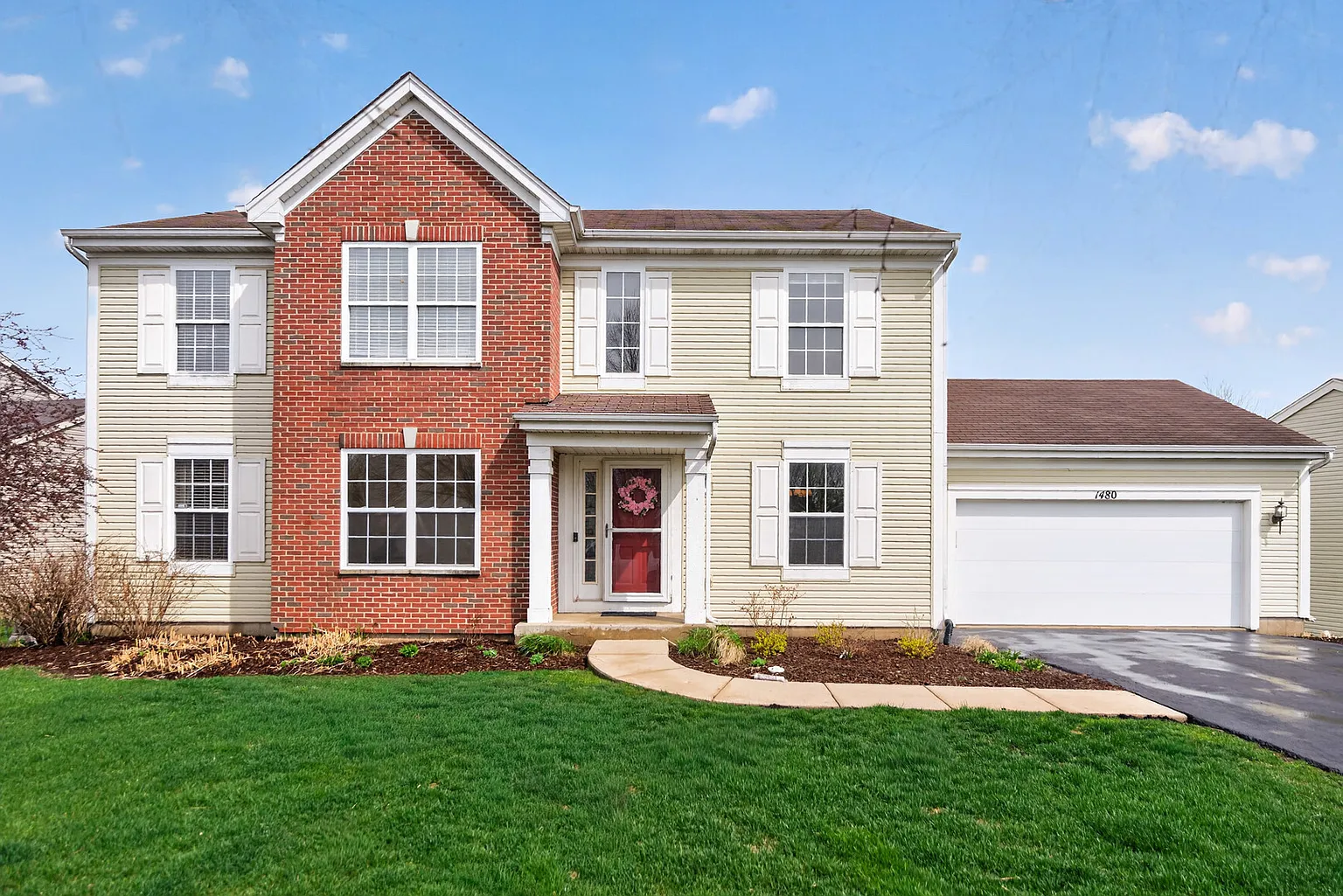 1480 Farmstead Ln photo 1
