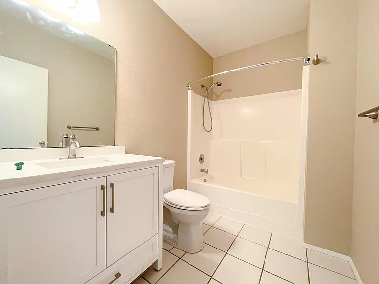 201 E Mountain View Dr — Photo 28