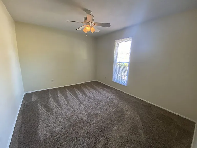 4532 Hillside Dr — Photo 8