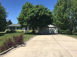209 E Lake Geneva Rd NE, Alexandria, MN 56308