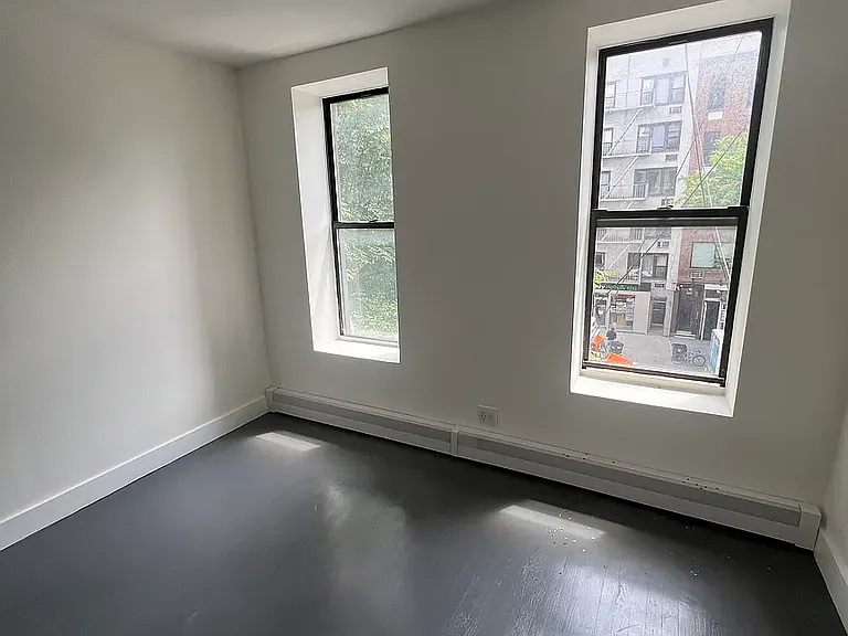 1623 2nd Ave #3S — Photo 3