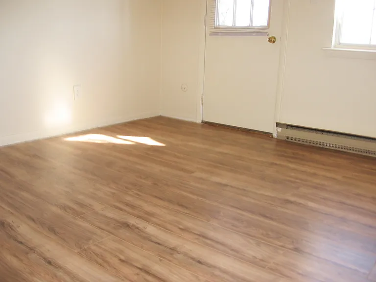 1738 W Cedar St — Photo 4