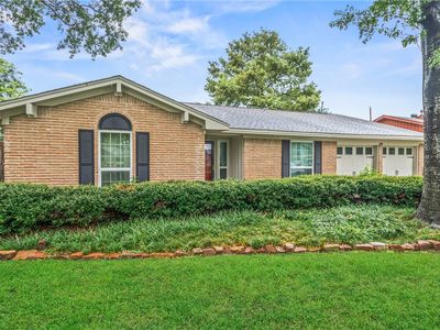 6918 Pine Grove Dr, Houston, TX, 77092