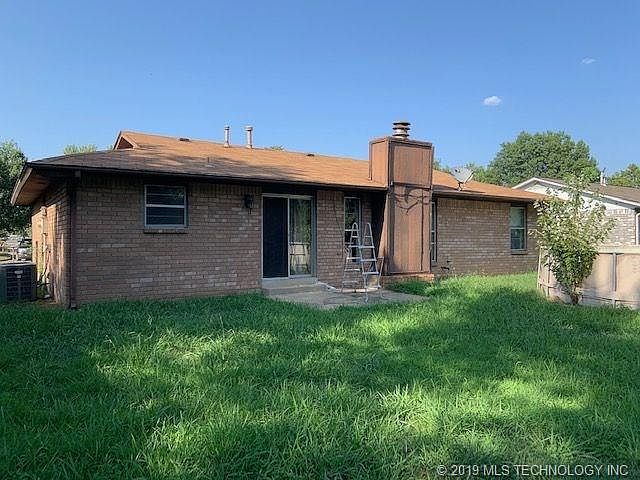2nd image of 564 E 138th Pl