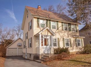 7 Irving Rd, Scotia, NY 12302