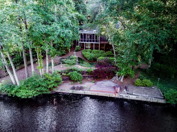 4039 Loch Highland Pass NE, Roswell, GA 30075