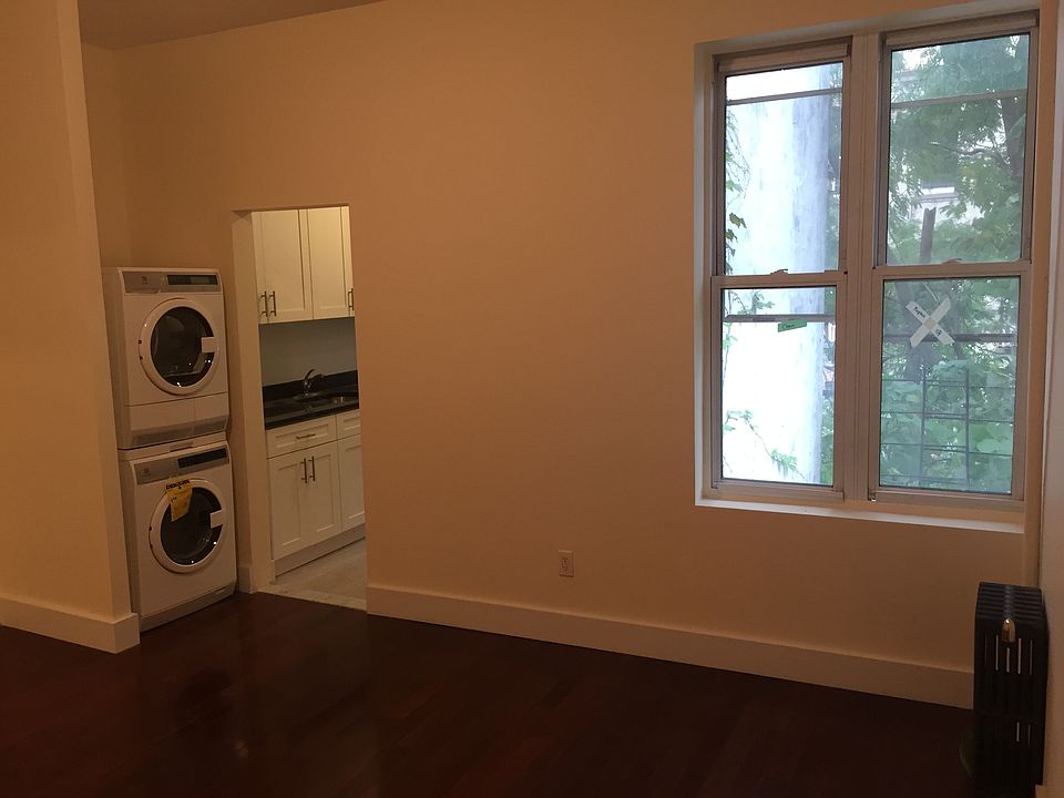 1st image of 477 Hancock St #6