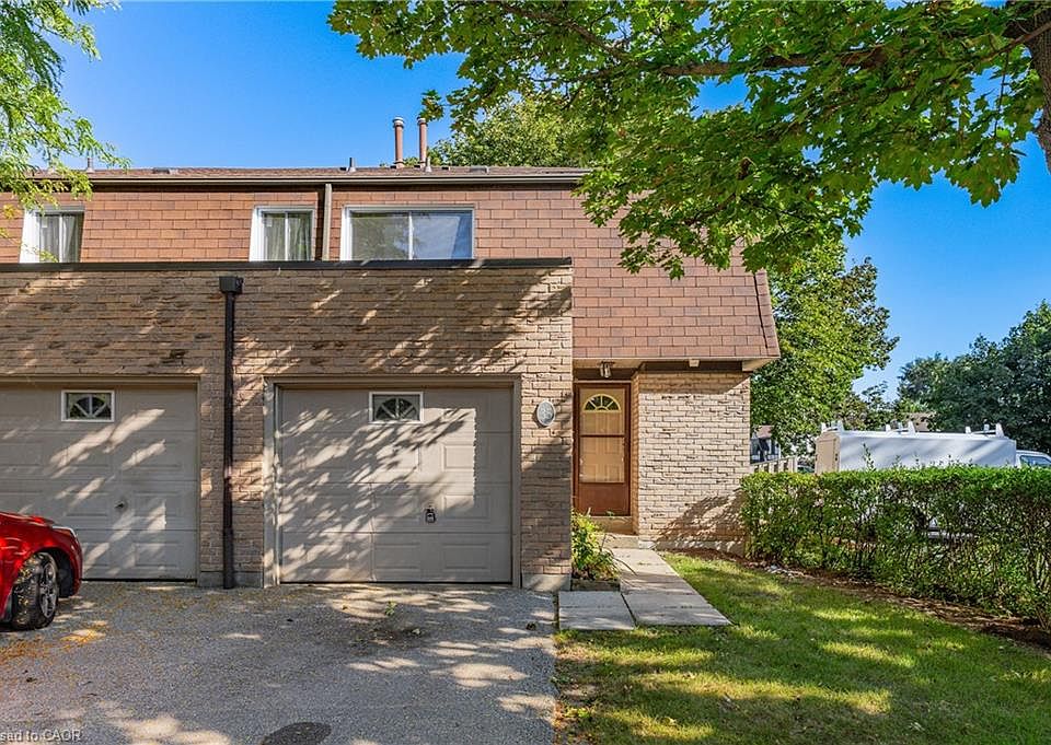 1st image of 660 Oxford Rd #35