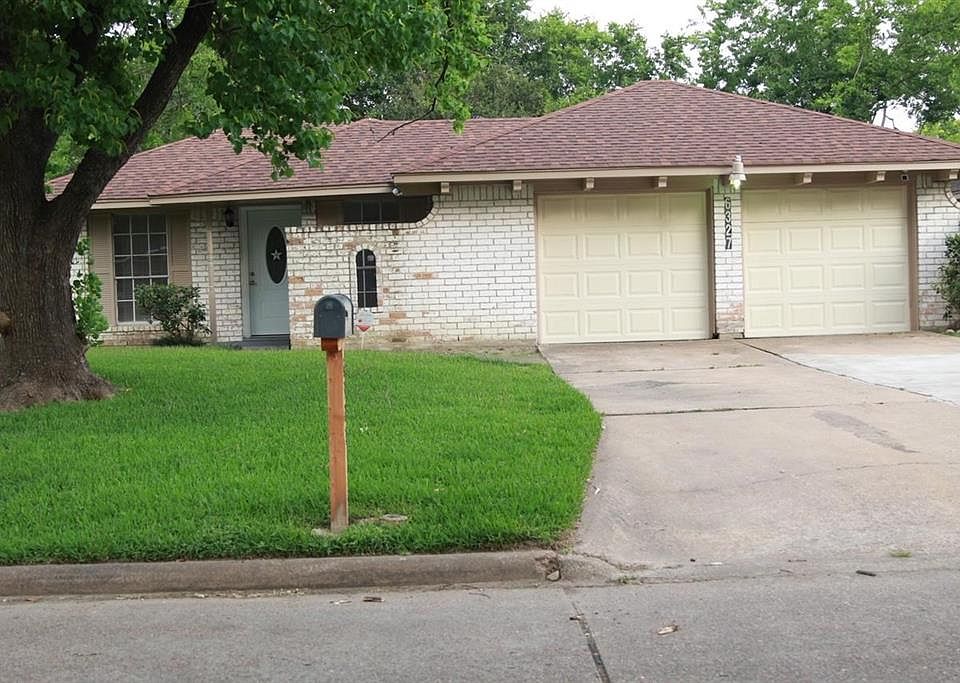 1st image of 6327 Acorn Forest Dr
