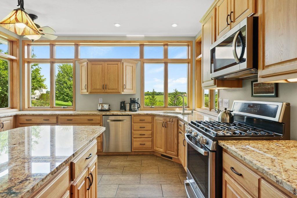 W5430 Windmill Ridge Rd, New Glarus, WI - View 2
