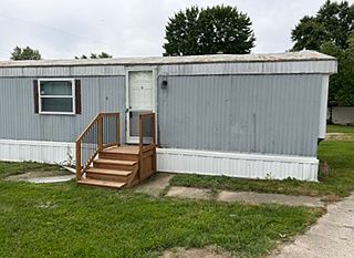 2nd image of 804 N Jefferson St #12