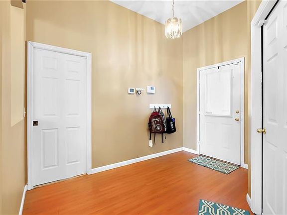 5th image of 1309 Brahma Dr