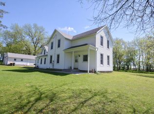 31340 County Road 25 APT 1, Elgin, MN 55932