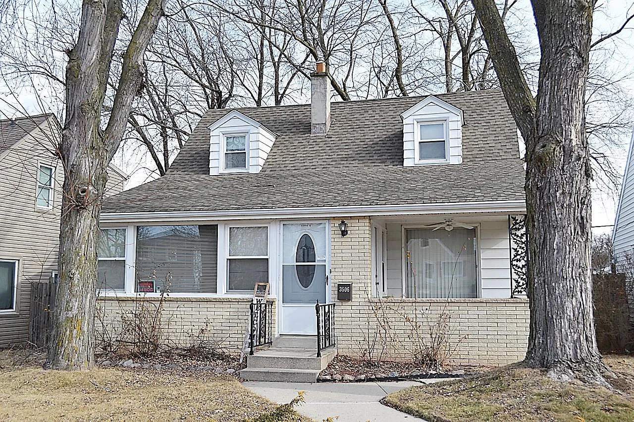 3506 North 92nd STREET photo 1
