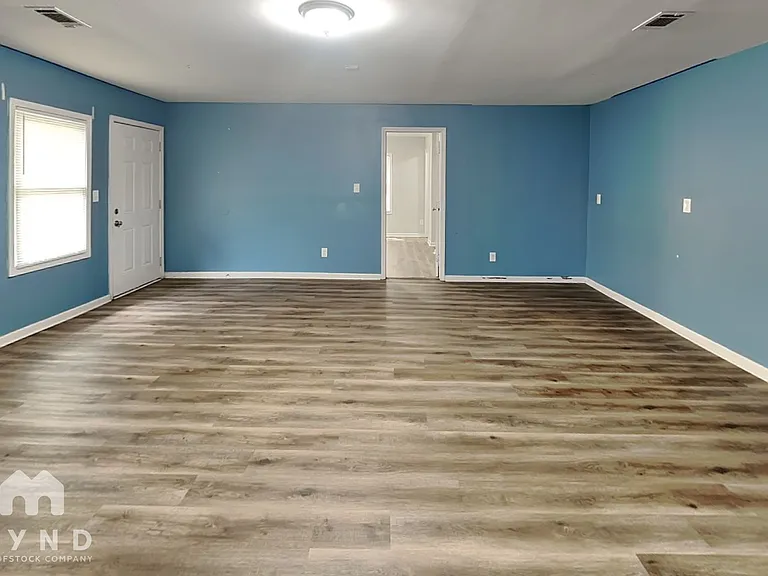4537 Puckett St — Photo 11