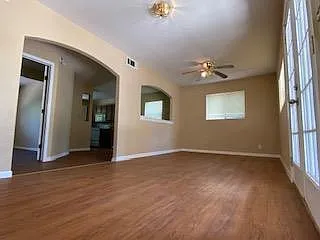 11912-A W US Highway 290 Hwy #A — Photo 10