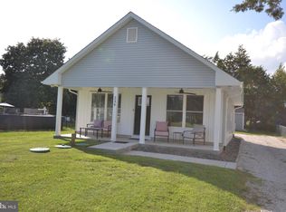 239 Broad St, Elmer, NJ 08318