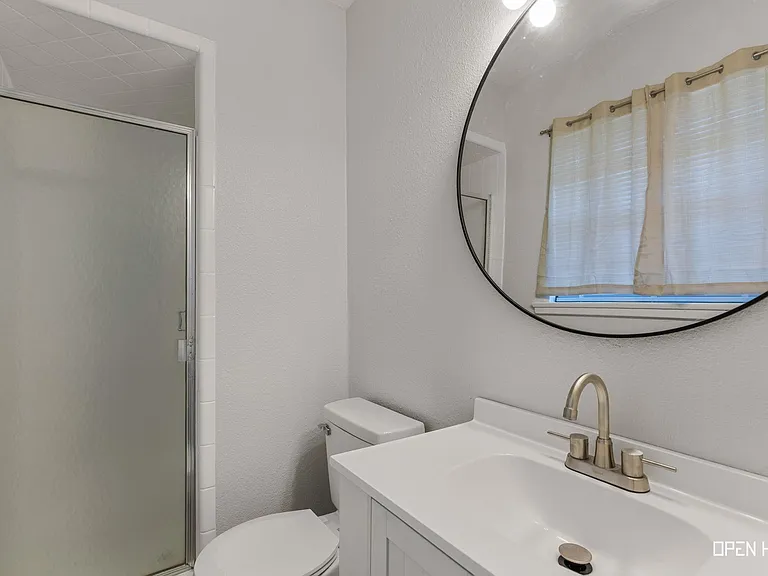 1604 Parkdale Dr — Photo 17