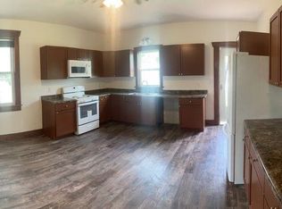 409 N Jefferson St, Mascoutah, IL