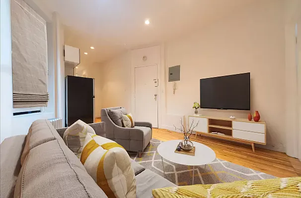 Rented by Platinum Properties | media 11