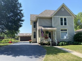 18 South St, Fort Atkinson, WI 53538