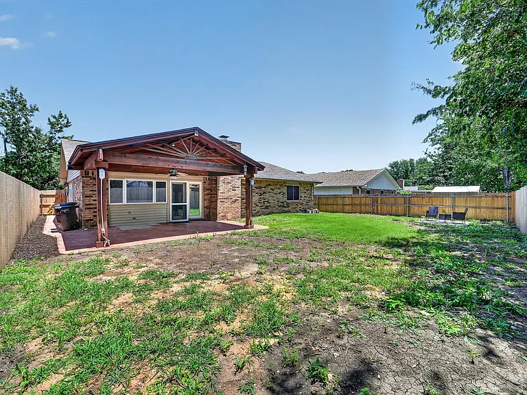 4304 Crabapple St — Photo 19